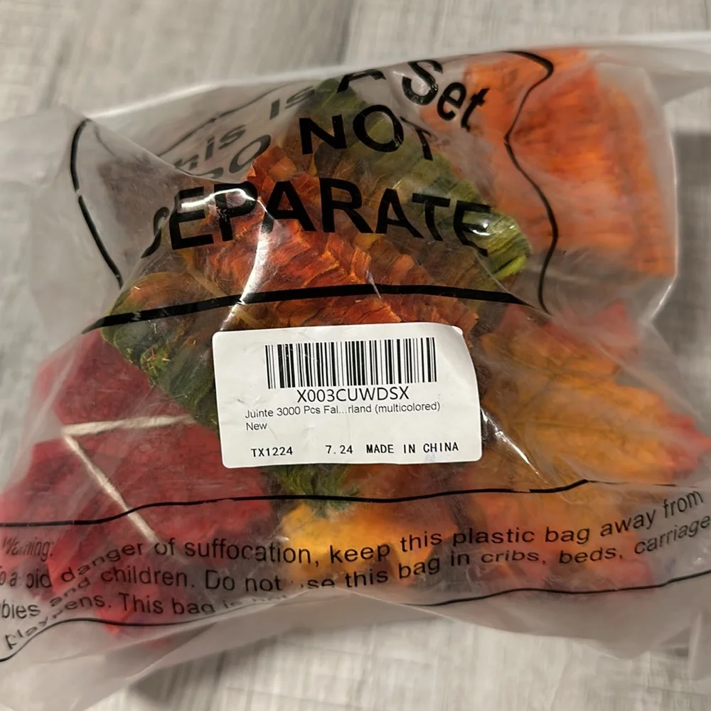 Fall leaves 3000 count new in package